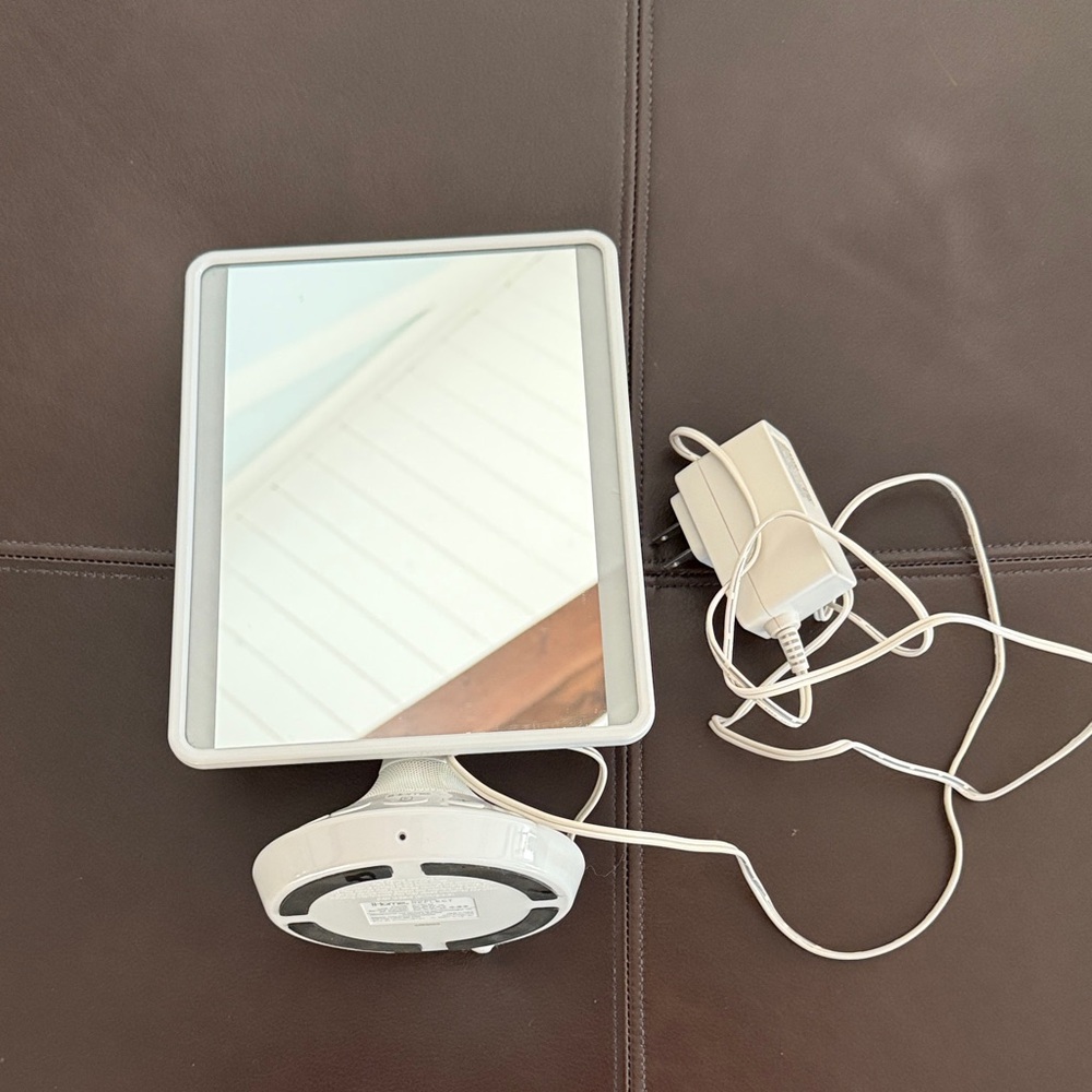 White Bluetooth Mirror